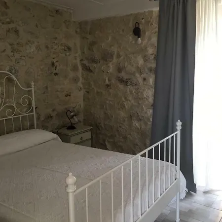 Casale Del Coccio 컨트리하우스 *